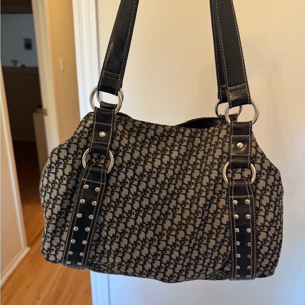 Vintage purse